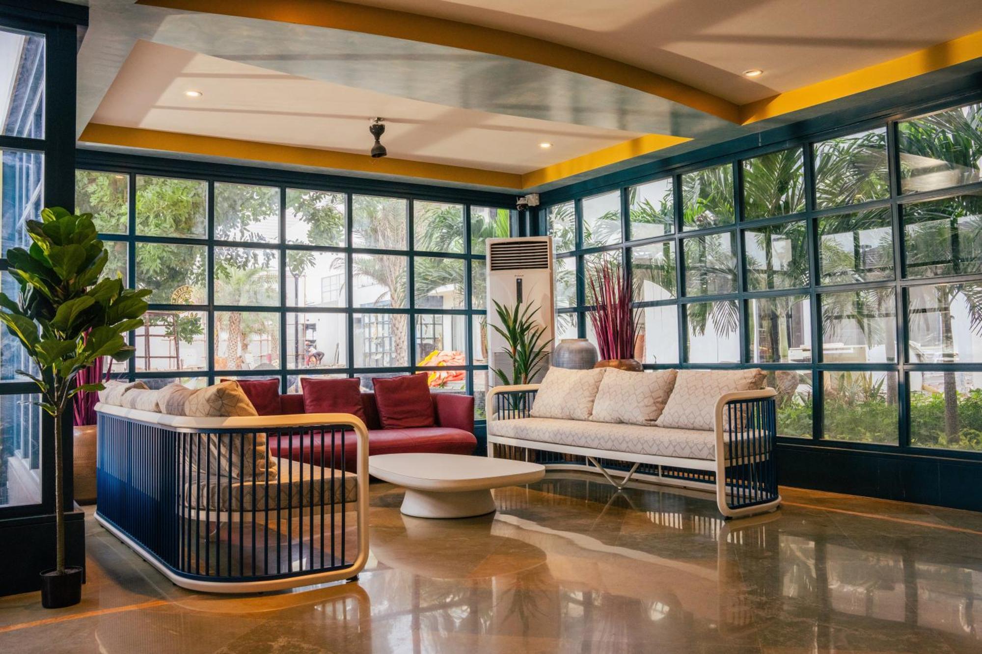 Mstays Ecr By Mirabilis Hotel Chennai Eksteriør billede