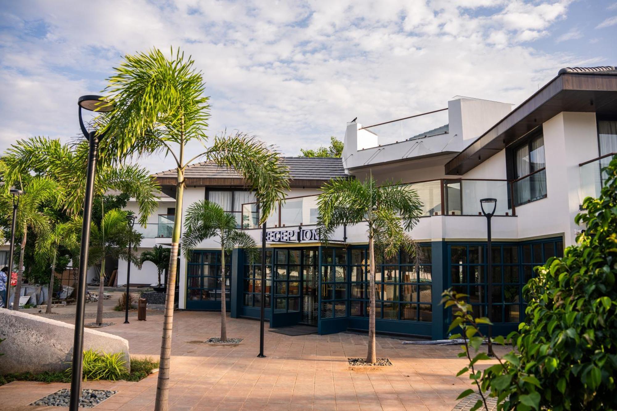 Mstays Ecr By Mirabilis Hotel Chennai Eksteriør billede