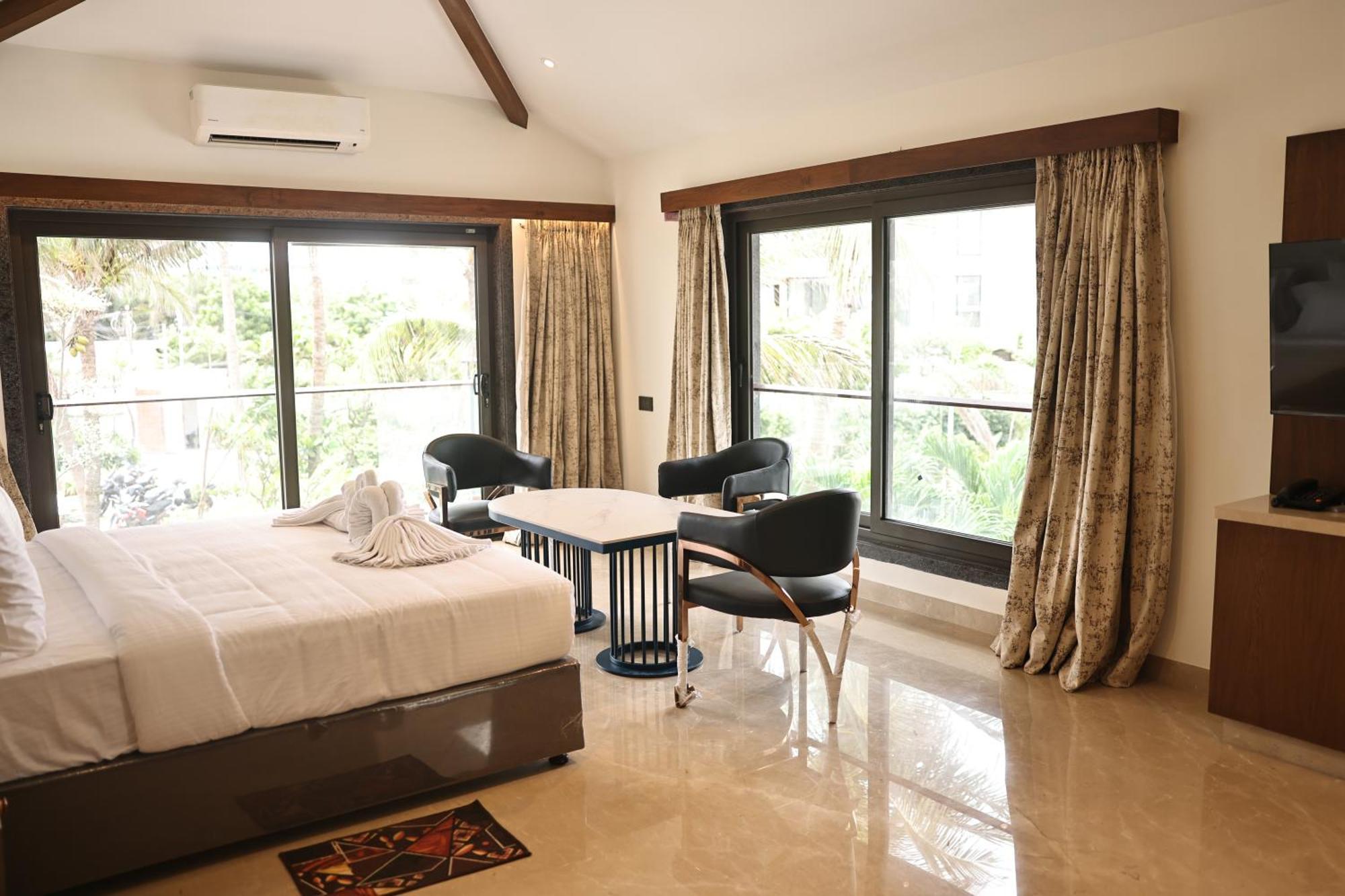 Mstays Ecr By Mirabilis Hotel Chennai Eksteriør billede